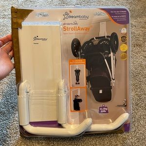 Dreambaby Strollerbuddy Strollaway Over The Door Stroller Hanger